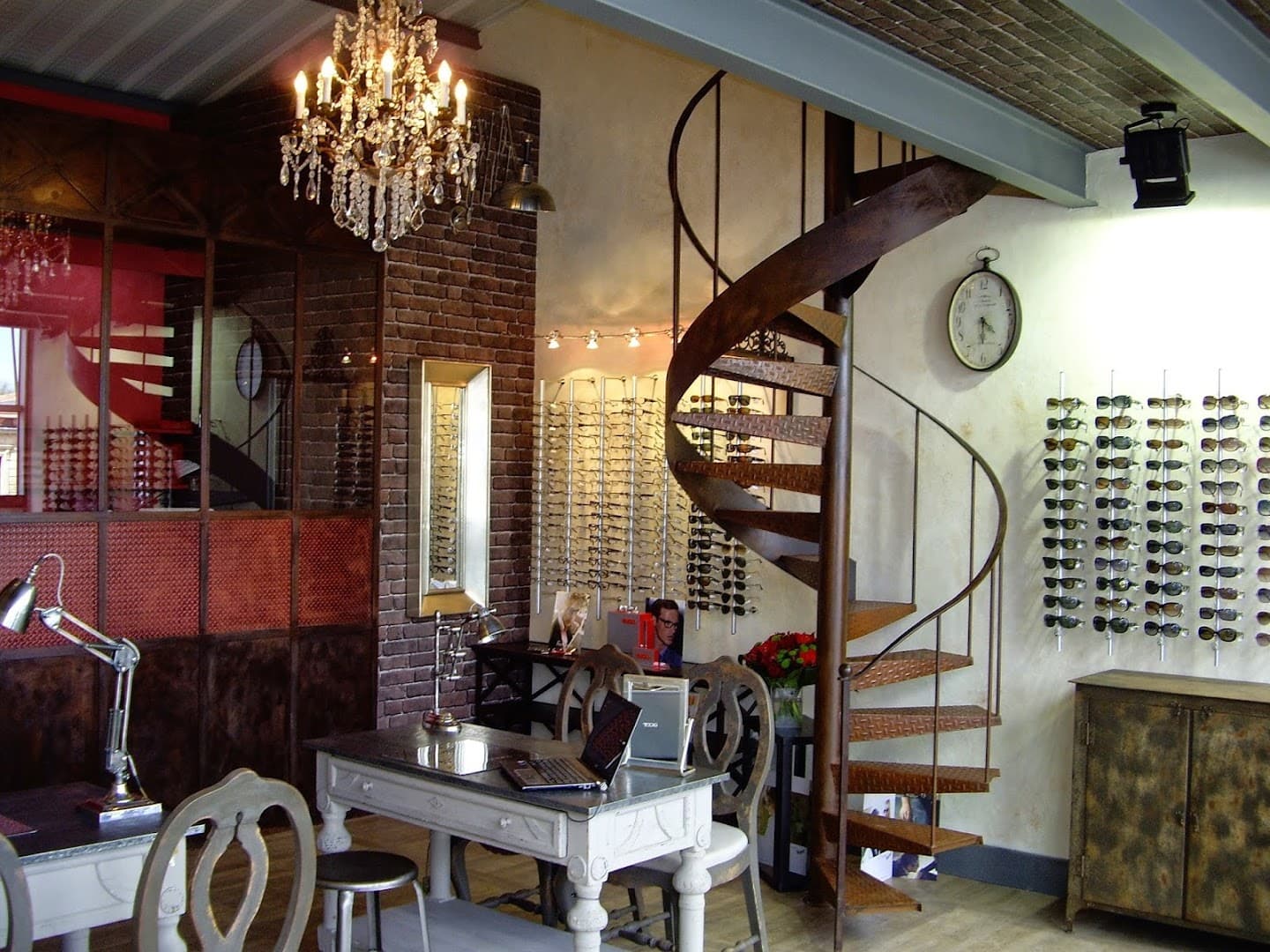 L'Opticien de Primrose - photo 4