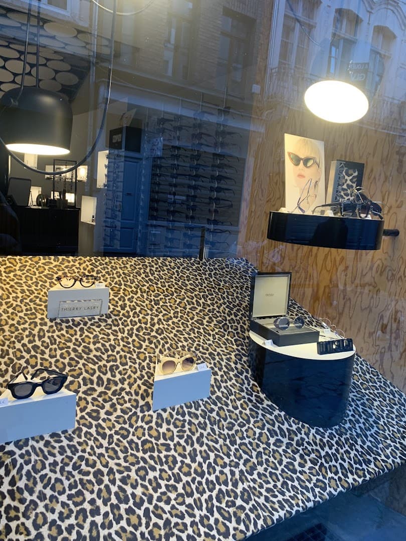 Opticien - Rien A Voir 25 - photo 5