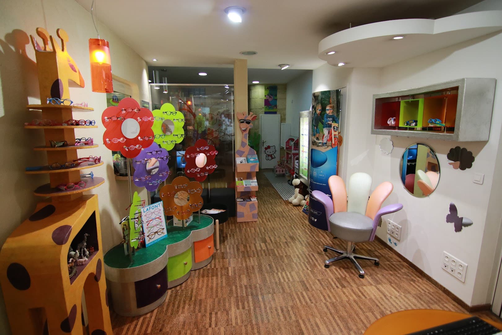 Grandir A Vue D'oeil, Opticien spécialiste bébé, enfant, ado, adulte visage fin à Bordeaux - photo 4