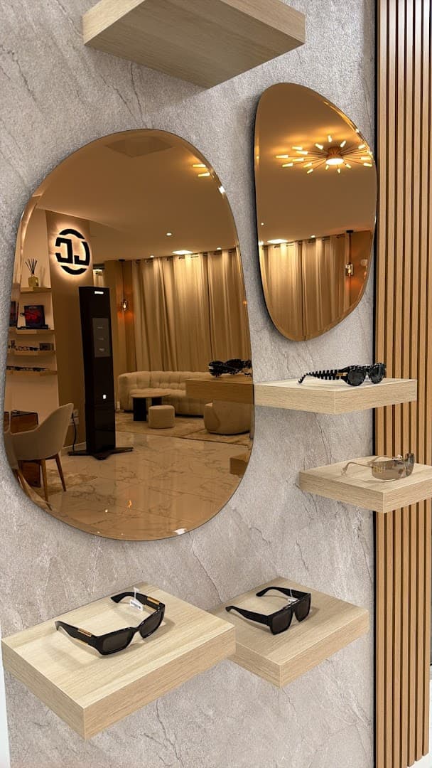 Lunette Corp - photo 2