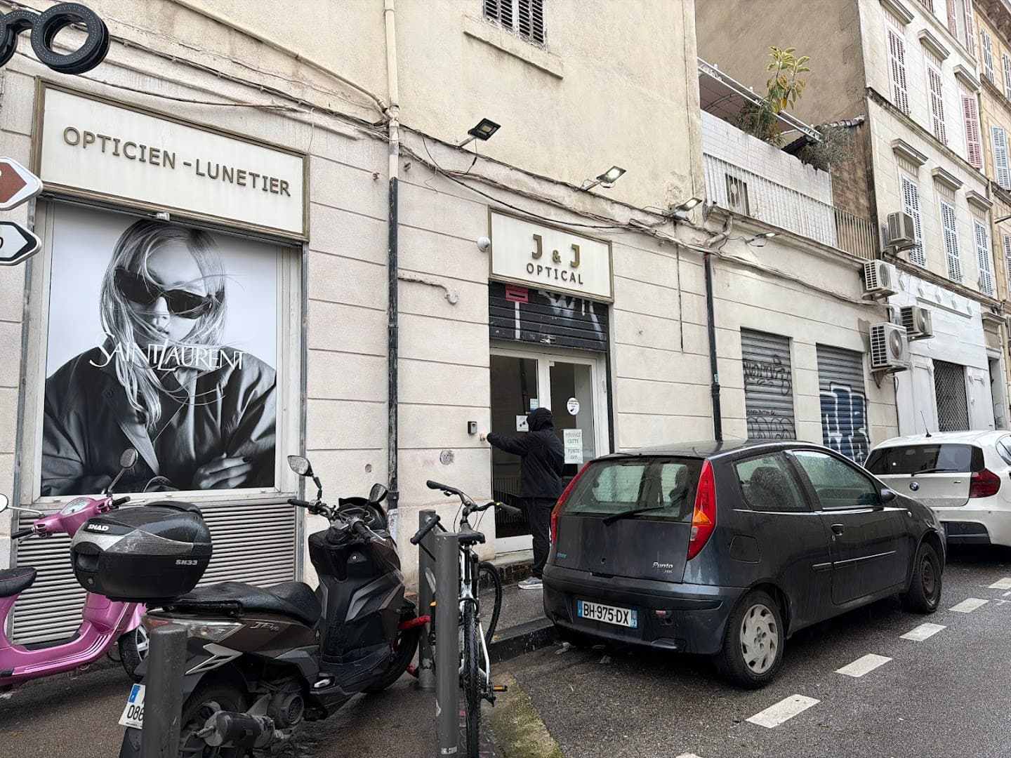 J&J Optical Paradis - Opticien Marseille - photo 3