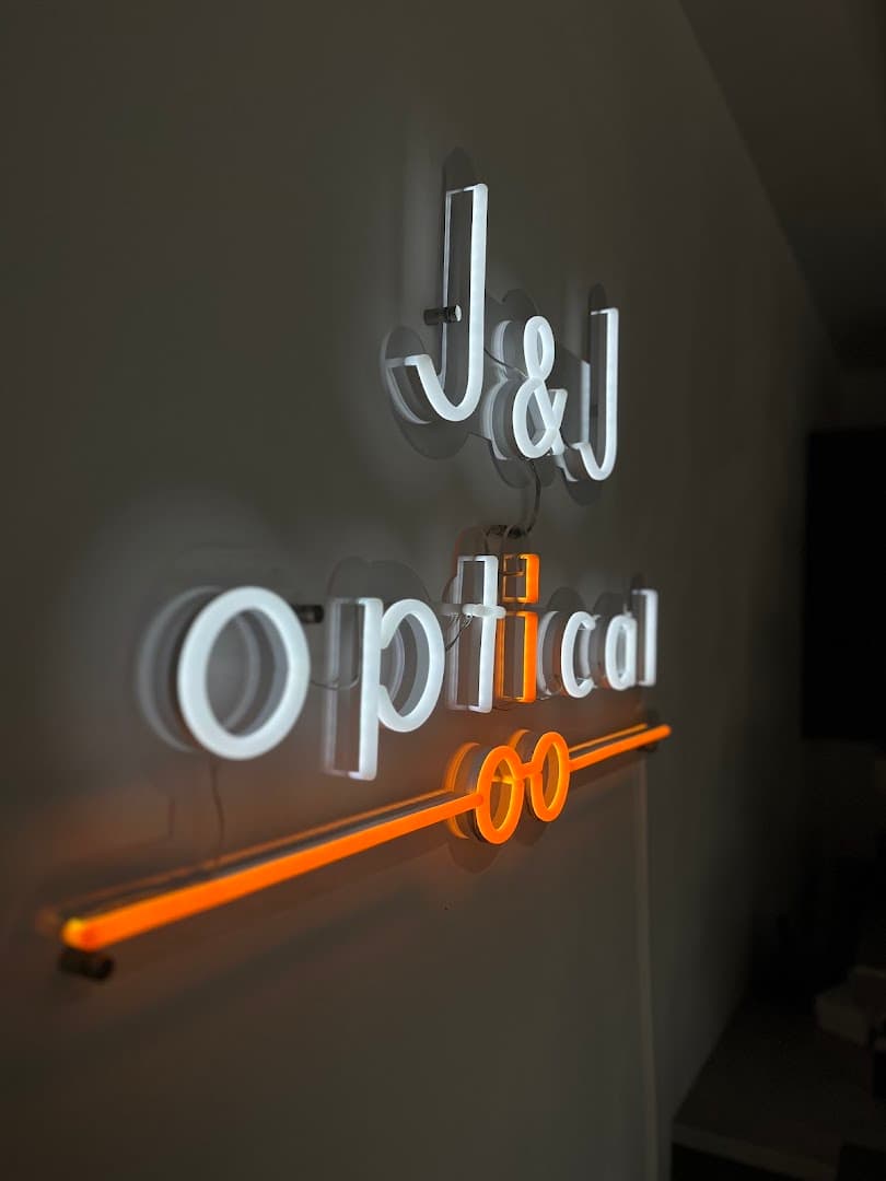J&J Optical La Valentine - Opticien Marseille - photo 4