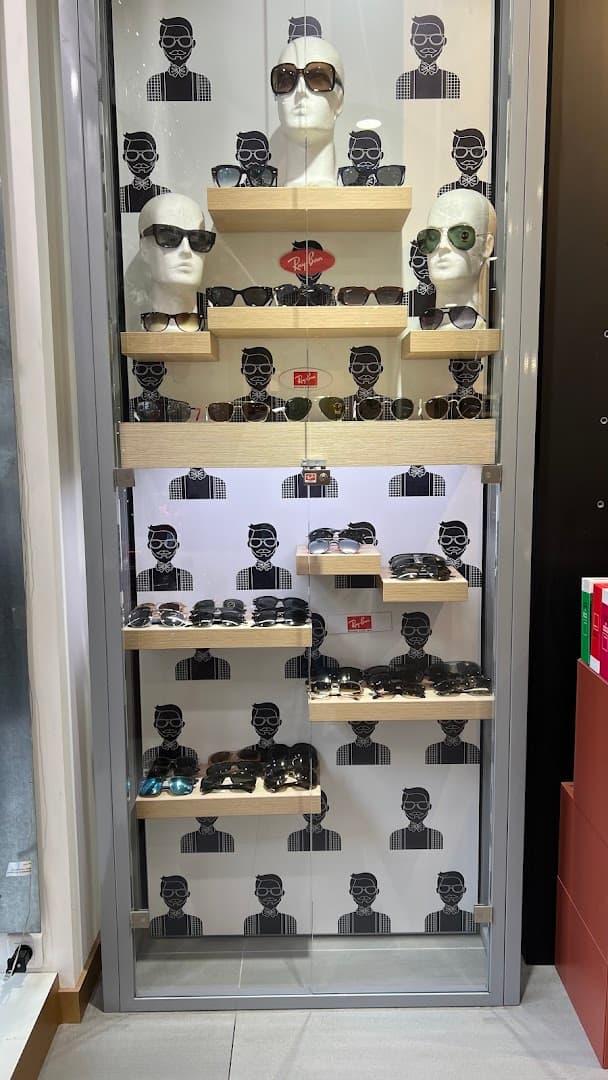 Oziris Optique Corderie - Opticien Marseille - photo 3